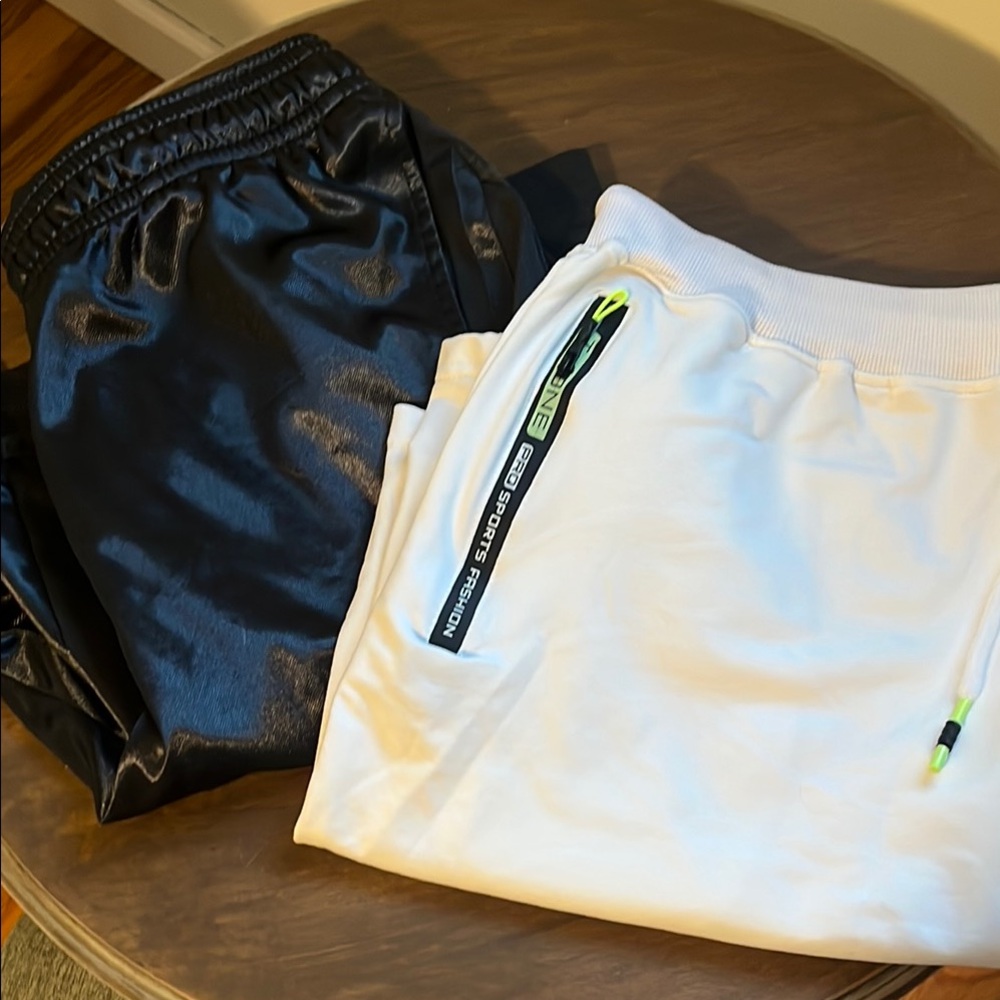 Bundle Men’s Black and White Joggers